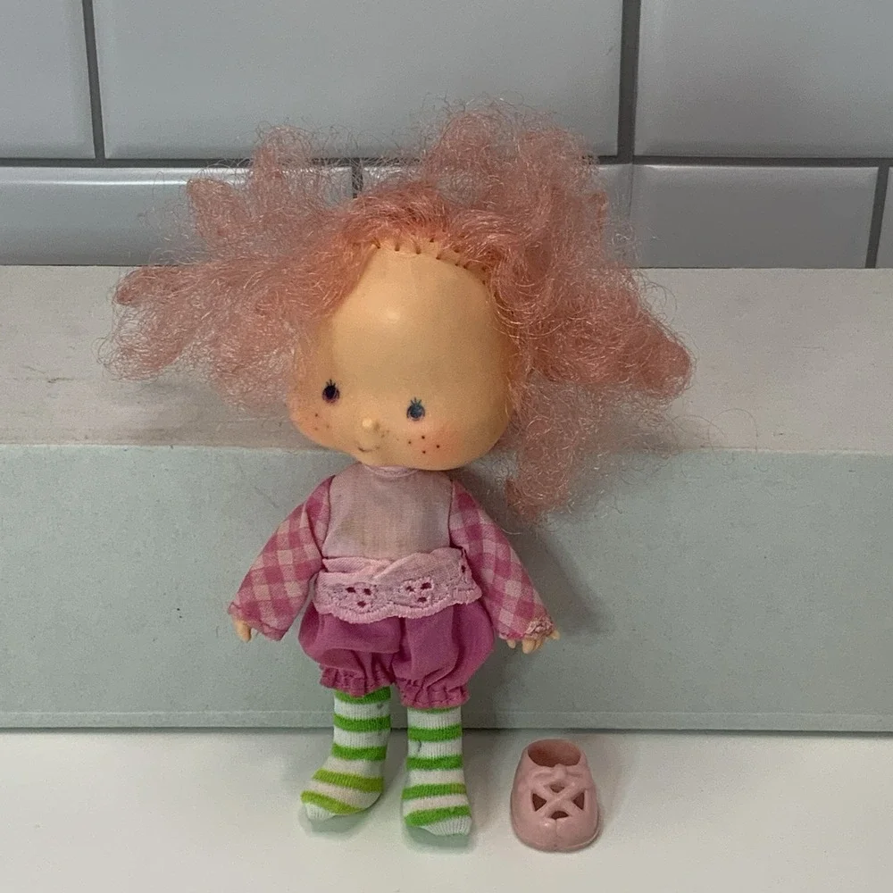 Strawberry‎ Shortcake Raspberry Tart Doll Outfit and Tights Vintage Missing Shoe